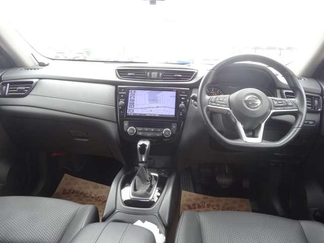 エクストレイル ２．０　２０Ｘｉ　ハイブリッド　４ＷＤ　プロパイロット／スマートルームミラー／アラ　ＬＥＤ　アダプティブクルーズコントロール　ワンオーナー　パートタイム４ＷＤ　ドライブレコーダー　ＥＴＣ　エアコン　イモビ　Ｒカメラ　アルミ　ＡＢＳ　ＴＶナビ　メモリーナビ　ワンセグＴＶ　エアバック（4枚目）