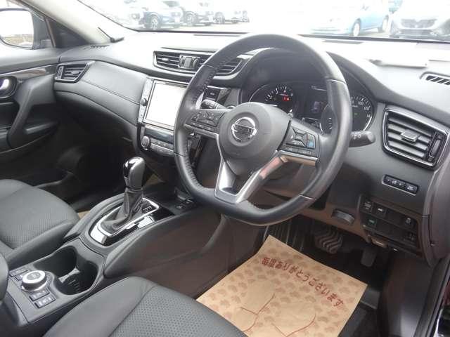 エクストレイル ２．０　２０Ｘｉ　ハイブリッド　４ＷＤ　プロパイロット／スマートルームミラー／アラ　ＬＥＤ　アダプティブクルーズコントロール　ワンオーナー　パートタイム４ＷＤ　ドライブレコーダー　ＥＴＣ　エアコン　イモビ　Ｒカメラ　アルミ　ＡＢＳ　ＴＶナビ　メモリーナビ　ワンセグＴＶ　エアバック（5枚目）