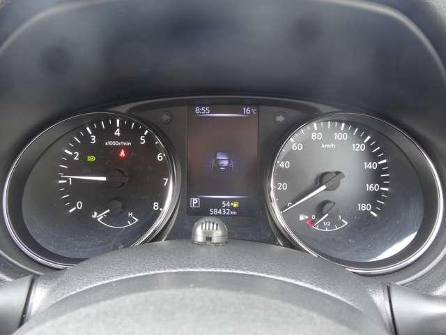 エクストレイル ２．０　２０Ｘｉ　２列車　２ＷＤ／９インチナビ／プロパイロット／スマート　アイドリングストップ車　ＬＥＤヘットライト　寒冷地仕様　Ｒカメラ　盗難防止装置　インテリキー　レーンキープアシスト　ＥＴＣ　ドライブレコーダー　記録簿　キーフリー　１オーナー　ＴＶナビ　オートエアコン（3枚目）