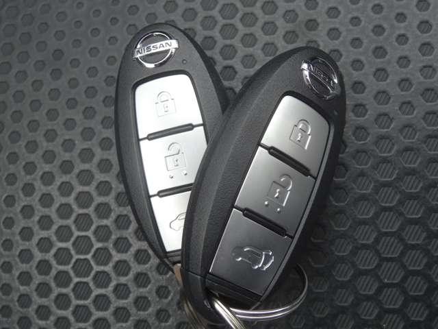 エクストレイル ２．０　２０Ｘｉ　２列車　２ＷＤ／９インチナビ／プロパイロット／スマート　アイドリングストップ車　ＬＥＤヘットライト　寒冷地仕様　Ｒカメラ　盗難防止装置　インテリキー　レーンキープアシスト　ＥＴＣ　ドライブレコーダー　記録簿　キーフリー　１オーナー　ＴＶナビ　オートエアコン（20枚目）