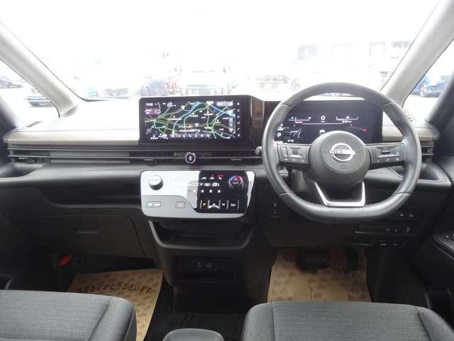 セレナ 1.4 e-POWER ハイウェイスターV 12.3インチナビ/アラウンドビューモニター/ 自動(被害軽減)ブレーキ LDP 追従クルーズ LEDランプ バックモニター アルミホイール ドライブレコーダ ETC 盗難防止システム スマートキー オートエアコン サイドカーテンエアバック(4枚目)