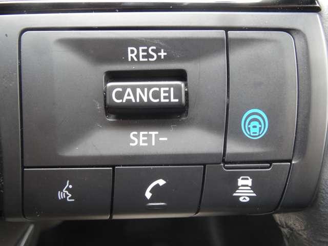 ノート １．２　Ｘ　プロパイロット／スマートルームミラー／アラ　リアカメラ　衝突被害軽減ブレ－キ　全方位カメラ　ＥＴＣ付　ＬＥＤヘッドライト　レーダークルーズ　レーンアシスト　インテリジェントキー　ワンオーナー　ドラレコ　整備記録簿　盗難防止システム　ワンセグＴＶ（8枚目）