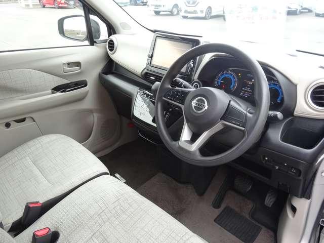 デイズ X バックカメラ/純正9インチナビ/14インチアルミホイール/スマートキー/エマージェンシーブレーキ/LEDヘッドライト/障害物センサー(5枚目)