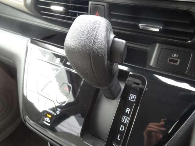 デイズ X バックカメラ/純正9インチナビ/14インチアルミホイール/スマートキー/エマージェンシーブレーキ/LEDヘッドライト/障害物センサー(11枚目)