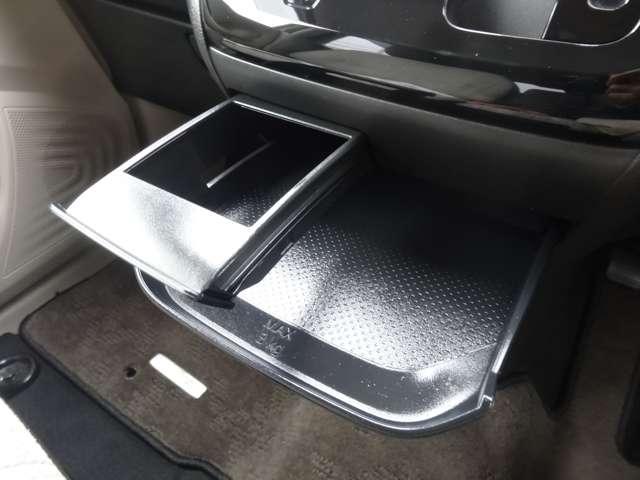 デイズ X バックカメラ/純正9インチナビ/14インチアルミホイール/スマートキー/エマージェンシーブレーキ/LEDヘッドライト/障害物センサー(18枚目)