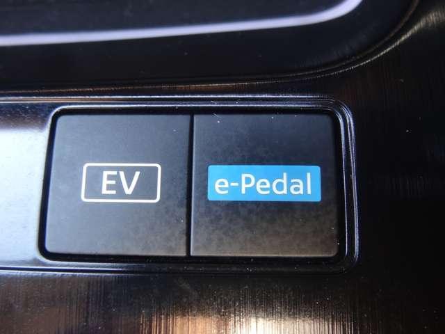 エクストレイル G e-4ORCE 12.3インチナビ/エマージェンシーブレーキ/アラウンドビューモニター/プロパイロット/スマートルームミラー/LEDヘッドライト(14枚目)