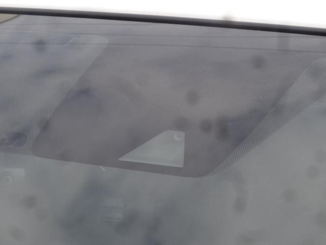 ノート ｅ－パワーニスモ　スマートルームミラー／前後ドライブレコーダー／７インチナビ／エマージェンシーブレーキ／アラウンドビューモニター／１６インチアルミホイール（26枚目）