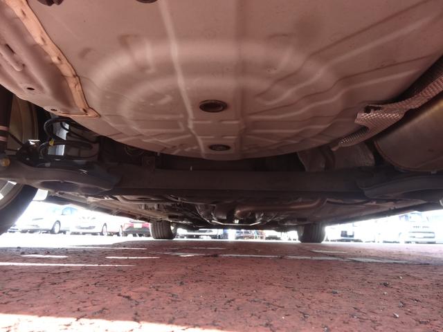 ノート ｅ－パワーニスモ　スマートルームミラー／前後ドライブレコーダー／７インチナビ／エマージェンシーブレーキ／アラウンドビューモニター／１６インチアルミホイール（35枚目）