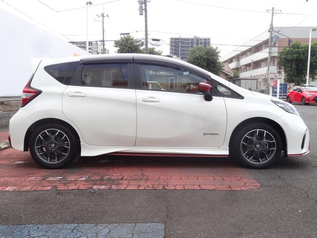 ノート ｅ－パワーニスモ　スマートルームミラー／前後ドライブレコーダー／７インチナビ／エマージェンシーブレーキ／アラウンドビューモニター／１６インチアルミホイール（46枚目）