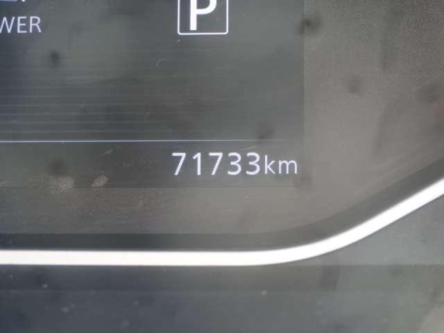 セレナ ｅ－パワー　ハイウェイスターＶ　１０インチナビ／エマージェンシーブレーキ／アラウンドビューモニター／プロパイロット／ＬＥＤヘッドライト／１５インチアルミホイール／ＥＴＣ（6枚目）