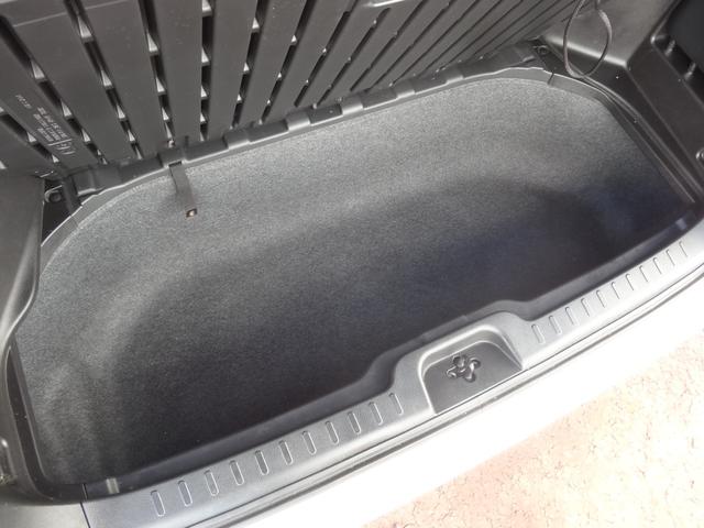 セレナ ｅ－パワー　ハイウェイスターＶ　１０インチナビ／エマージェンシーブレーキ／アラウンドビューモニター／プロパイロット／ＬＥＤヘッドライト／１５インチアルミホイール／ＥＴＣ（48枚目）