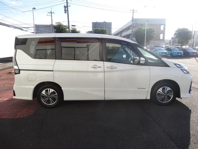 セレナ ｅ－パワー　ハイウェイスターＶ　１０インチナビ／エマージェンシーブレーキ／アラウンドビューモニター／プロパイロット／ＬＥＤヘッドライト／１５インチアルミホイール／ＥＴＣ（52枚目）