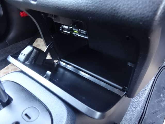 プロボックス １．５　ＤＸ　コンフォート　前後ドライブレコーダー／純正７インチナビ／　レーンキープ　Ｂカメラ　ナビＴＶ　運転席パワーウインドウ　プリクラッシュ　ダブルエアバック　メモリナビ　ワンセグＴＶ　エアバック　キーレスキー　マニュアルエアコン　ドラレコ　ＥＴＣ　パワーステアリング（20枚目）