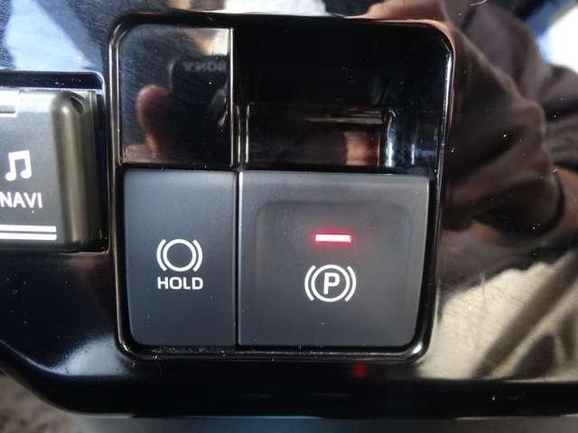 トール １．０　カスタムＧ　ターボ　純正９インチナビ／バックカメラ／衝突被害軽　ワンセグＴＶ　両側パワスラドア　ＡＡＣ　衝突回避支援ブレーキ機能　ＬＫＡ　オートクルーズコントロール　パワーウィンド　ＬＥＤライト　ＥＴＣ　Ｉ－ＳＴＯＰ　バックカメラ　メモリーナビ　ドラレコ　アルミ（7枚目）