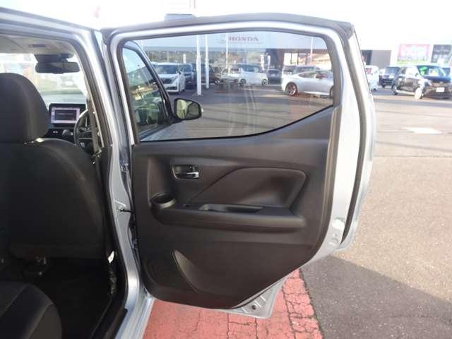 デイズ ６６０　ハイウェイスターＸ　アラウンドビューモニター／エマージェンシ　ブレーキサポート　全周囲カメラ　ＬＥＤ　ドライブレコーダー　イモビライザー　インテリジェントキー　ＥＴＣ　レーンキープ　バックカメラ　ナビＴＶ　アイドリングストップ　オートエアコン　デュアルエアバッグ（19枚目）