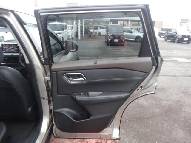 エクストレイル Ｇ　ｅ－４ＯＲＣＥ　１２．３インチナビ／前後ドライブレコーダー／アラウンドビューモニター／１９インチアルミホイール／シートヒーター／電動シート／電動リアゲート（23枚目）