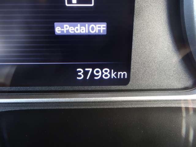 リーフ Ｘ　Ｖセレクション　プロパイロット／スマートルームミラー／エマージェンシーブレーキ／アラウンドビューモニター／ＬＥＤヘッドライト／メーカー９インチナビ（9枚目）