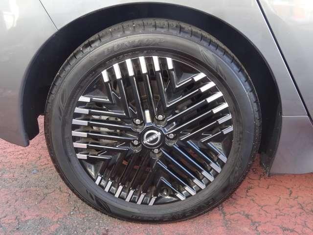 リーフ Ｘ　Ｖセレクション　プロパイロット／スマートルームミラー／エマージェンシーブレーキ／アラウンドビューモニター／ＬＥＤヘッドライト／メーカー９インチナビ（35枚目）