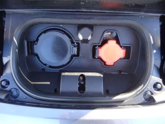 リーフ Ｘ　Ｖセレクション　プロパイロット／スマートルームミラー／エマージェンシーブレーキ／アラウンドビューモニター／ＬＥＤヘッドライト／メーカー９インチナビ（41枚目）