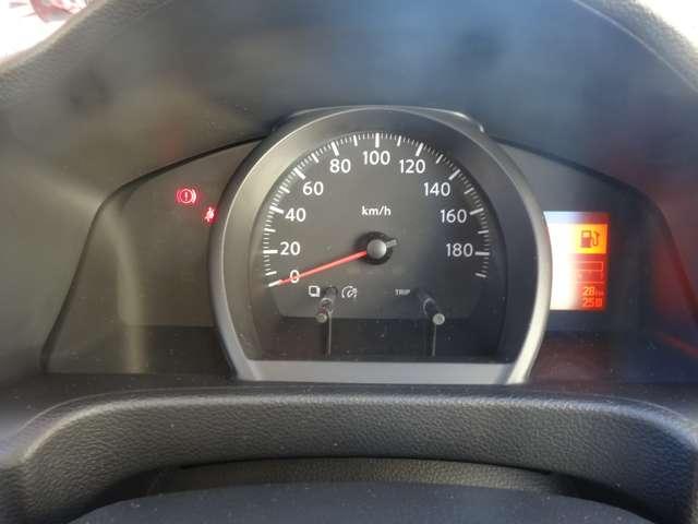 ＮＶ２００バネットバン ＤＸ　パワーウィンドウ／オーディオレス車／両側スライドドア／横滑り防止装置／１４インチスチールホイール／キーレスキー／電動格納式ドアミラー（8枚目）