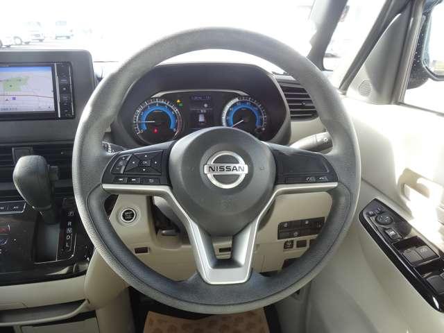 ルークス Ｘ　社外メモリーナビゲーション／アラウンドビューモニター／前後ドライブレコーダー／エマージェンシーブレーキ／スマートキー／ステアリングスイッチ（9枚目）