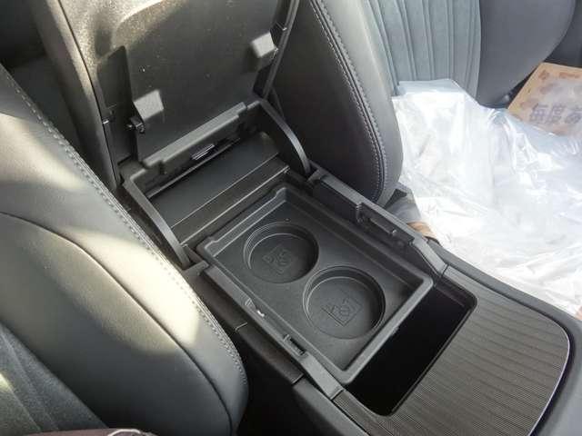 ハリアーハイブリッド Ｇ　ディスプレイオーディオ（コネクティッドナビ対応）／クルーズコントロール／バックカメラ／オートブレーキホールド／スマートルームミラー（25枚目）