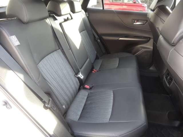 ハリアーハイブリッド Ｇ　ディスプレイオーディオ（コネクティッドナビ対応）／クルーズコントロール／バックカメラ／オートブレーキホールド／スマートルームミラー（54枚目）