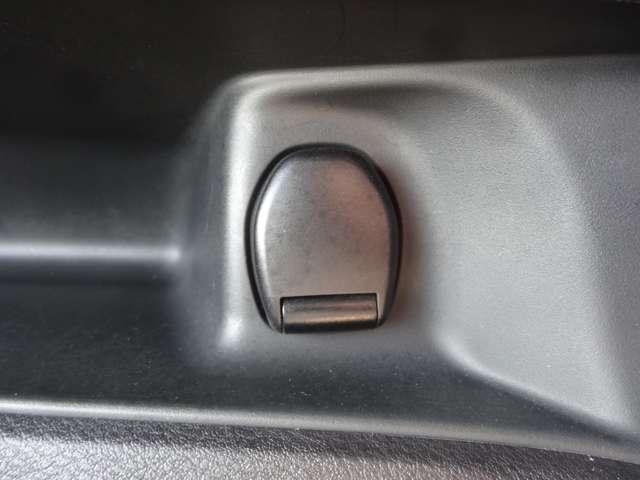 セレナ 2.0 XV プロパイロット/スマートルームミラー/アラ 360度カメラ オートハイビーム ドライブレコーダ 三列シート LEDヘッド レーダークルーズコントロール 両側自動ドア レーンキープアシスト スマートキー(47枚目)