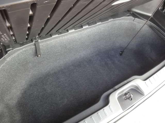 セレナ 2.0 XV プロパイロット/スマートルームミラー/アラ 360度カメラ オートハイビーム ドライブレコーダ 三列シート LEDヘッド レーダークルーズコントロール 両側自動ドア レーンキープアシスト スマートキー(56枚目)