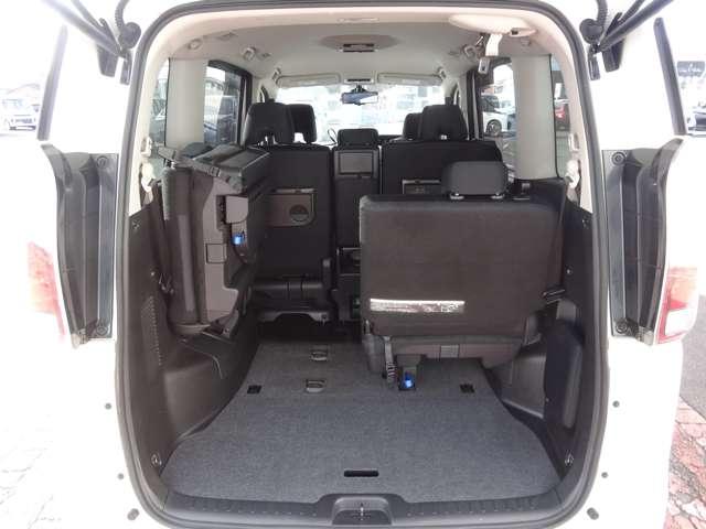 セレナ 2.0 XV プロパイロット/スマートルームミラー/アラ 360度カメラ オートハイビーム ドライブレコーダ 三列シート LEDヘッド レーダークルーズコントロール 両側自動ドア レーンキープアシスト スマートキー(59枚目)