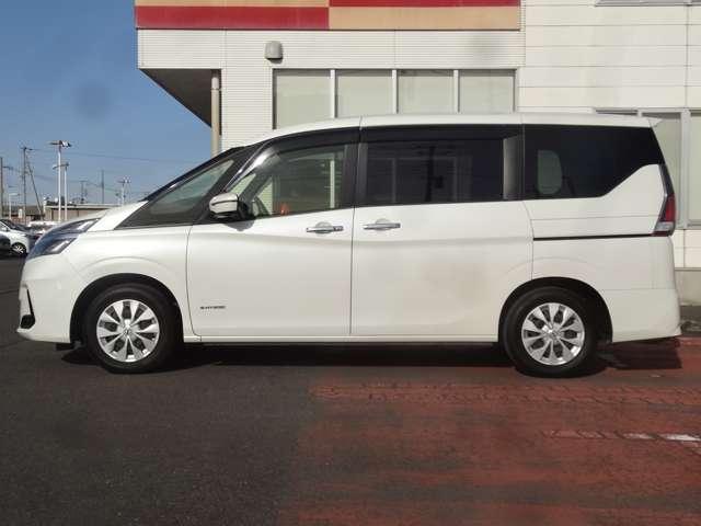 セレナ 2.0 XV プロパイロット/スマートルームミラー/アラ 360度カメラ オートハイビーム ドライブレコーダ 三列シート LEDヘッド レーダークルーズコントロール 両側自動ドア レーンキープアシスト スマートキー(62枚目)