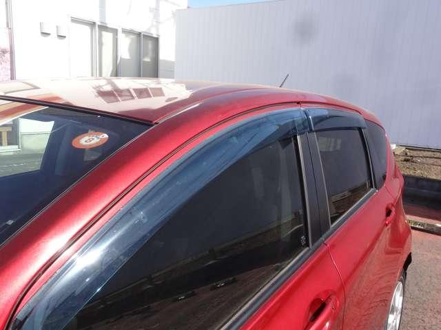 ノート １．２　Ｘ　ＤＩＧ－Ｓ　Ｖセレクション　プラスセーフティ　アラウンドビューモニター／カロッツェリア７　地デジＴＶ　パワーウィンドウ　パワステ　車線逸脱警告　ｉ－ｓｔｏｐ　リアカメラ　スマートキー＆プッシュスタート　ワンオーナー車　盗難防止システム　ＴＶナビ（33枚目）