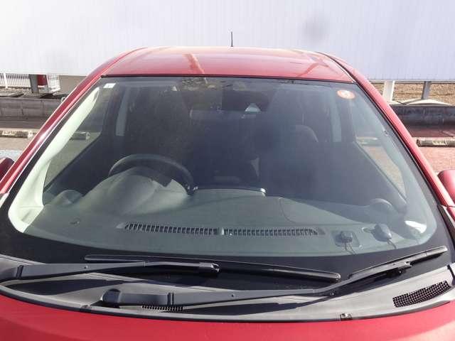 ノート １．２　Ｘ　ＤＩＧ－Ｓ　Ｖセレクション　プラスセーフティ　アラウンドビューモニター／カロッツェリア７　地デジＴＶ　パワーウィンドウ　パワステ　車線逸脱警告　ｉ－ｓｔｏｐ　リアカメラ　スマートキー＆プッシュスタート　ワンオーナー車　盗難防止システム　ＴＶナビ（34枚目）