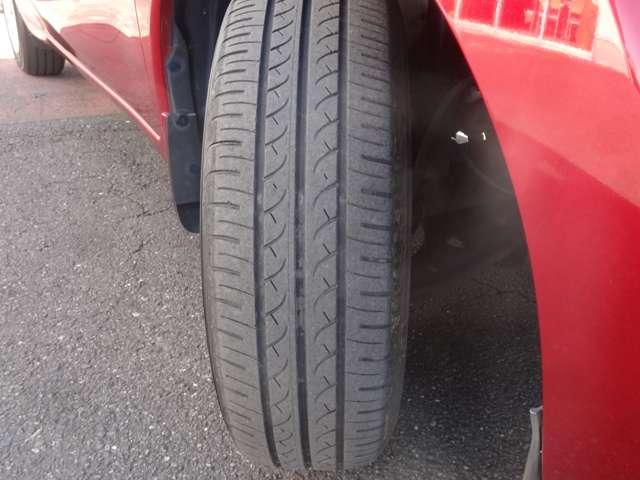 ノート １．２　Ｘ　ＤＩＧ－Ｓ　Ｖセレクション　プラスセーフティ　アラウンドビューモニター／カロッツェリア７　地デジＴＶ　パワーウィンドウ　パワステ　車線逸脱警告　ｉ－ｓｔｏｐ　リアカメラ　スマートキー＆プッシュスタート　ワンオーナー車　盗難防止システム　ＴＶナビ（35枚目）