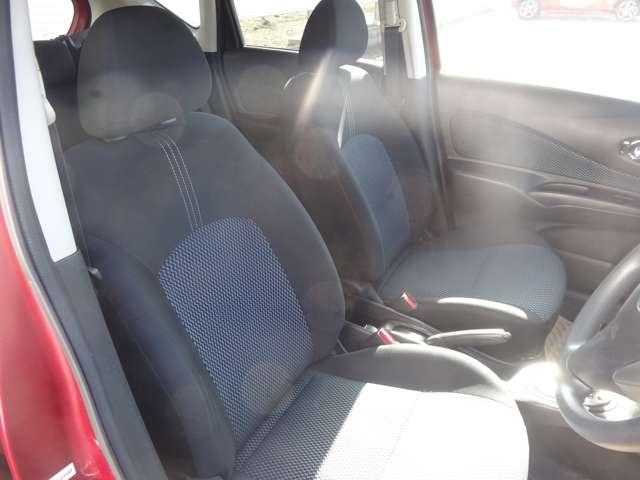 ノート １．２　Ｘ　ＤＩＧ－Ｓ　Ｖセレクション　プラスセーフティ　アラウンドビューモニター／カロッツェリア７　地デジＴＶ　パワーウィンドウ　パワステ　車線逸脱警告　ｉ－ｓｔｏｐ　リアカメラ　スマートキー＆プッシュスタート　ワンオーナー車　盗難防止システム　ＴＶナビ（49枚目）