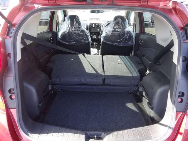 ノート １．２　Ｘ　ＤＩＧ－Ｓ　Ｖセレクション　プラスセーフティ　アラウンドビューモニター／カロッツェリア７　地デジＴＶ　パワーウィンドウ　パワステ　車線逸脱警告　ｉ－ｓｔｏｐ　リアカメラ　スマートキー＆プッシュスタート　ワンオーナー車　盗難防止システム　ＴＶナビ（56枚目）