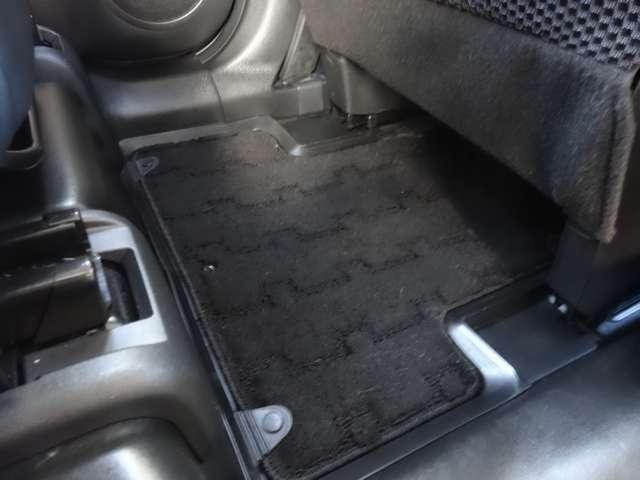 エクストレイル ２０Ｘｉ　Ｖセレクション　プロパイロット／スマートルームミラー／アラウンドビューモニター／シートヒーター／電動シート／電動リアゲート／９インチナビ／前後ドライブレコーダー／１８インチアルミホイール（32枚目）