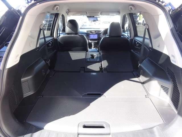 エクストレイル ２０Ｘｉ　Ｖセレクション　プロパイロット／スマートルームミラー／アラウンドビューモニター／シートヒーター／電動シート／電動リアゲート／９インチナビ／前後ドライブレコーダー／１８インチアルミホイール（63枚目）