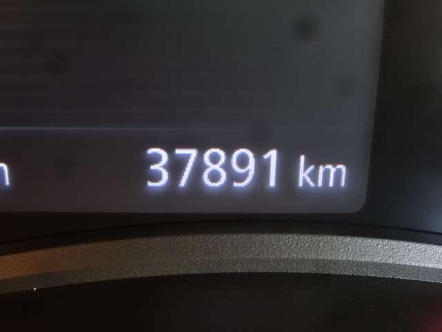 キックス Ｘ　プロパイロット／スマートルームミラー／純正９インチナビ／１７インチアルミホイル／アラウンドビューモニター／社外ドライブレコーダー／ＬＥＤヘッドライト／ＥＴＣ（8枚目）