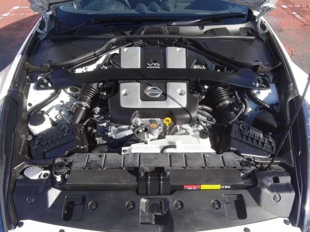 フェアレディＺ ベースグレード　６速ＭＴ　社外ナビ　ストラーダＣＮ－ＲＥ０６Ｄ　　サイドステップ　リアアンダースポイラー　バックカメラ　ＥＴＣ　純正１８インチアルミホイール　禁煙車（12枚目）