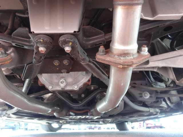 フェアレディＺ ベースグレード　６速ＭＴ　社外ナビ　ストラーダＣＮ－ＲＥ０６Ｄ　　サイドステップ　リアアンダースポイラー　バックカメラ　ＥＴＣ　純正１８インチアルミホイール　禁煙車（13枚目）