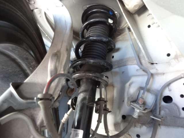 フェアレディＺ ベースグレード　６速ＭＴ　社外ナビ　ストラーダＣＮ－ＲＥ０６Ｄ　　サイドステップ　リアアンダースポイラー　バックカメラ　ＥＴＣ　純正１８インチアルミホイール　禁煙車（14枚目）