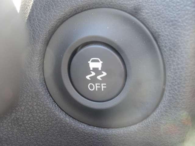 フェアレディＺ ベースグレード　６速ＭＴ　社外ナビ　ストラーダＣＮ－ＲＥ０６Ｄ　　サイドステップ　リアアンダースポイラー　バックカメラ　ＥＴＣ　純正１８インチアルミホイール　禁煙車（20枚目）