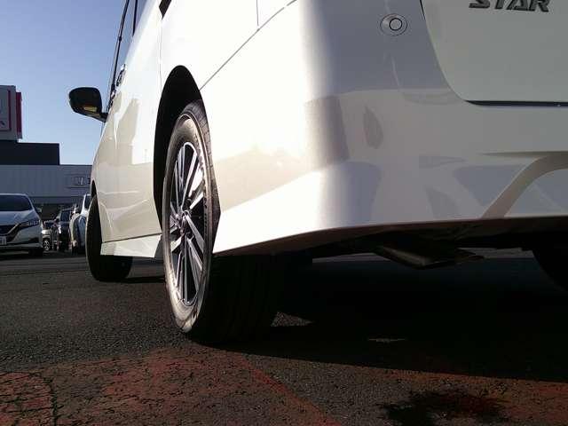 セレナ 1.4 e-POWER ハイウェイスターV 純正12.3インチナビ 誤発進抑制 地デジ フルオートエアコン ABS バックモニター 1オナ 禁煙 LDP 追従クルーズ サイドカメラ 3列シート ナビTV アルミホイール ドライブレコーダ 記録簿(68枚目)