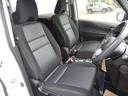 前席シート(運転席側より)