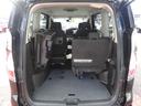 サードシート跳ね上げすれば大きな荷物も積めます!