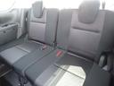 後部座席も気になるようなキズ・汚れやへたり等、大きなダメージはなく、良好な状態です。