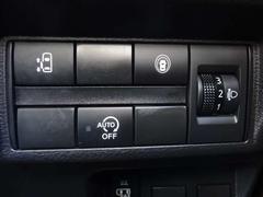 ������¦��ư���饤�ɥɥ��� 3