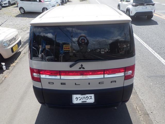 デリカＤ：５ Ｃ２　Ｇ　プレミアム　電動リアゲート　両側パワースライドドア　フロント／サイド／バックカメラ　ナビ　地デジ　ＥＴＣ（7枚目）