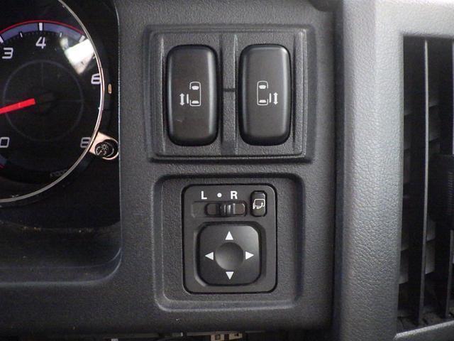 デリカＤ：５ Ｃ２　Ｇ　プレミアム　電動リアゲート　両側パワースライドドア　フロント／サイド／バックカメラ　ナビ　地デジ　ＥＴＣ（24枚目）